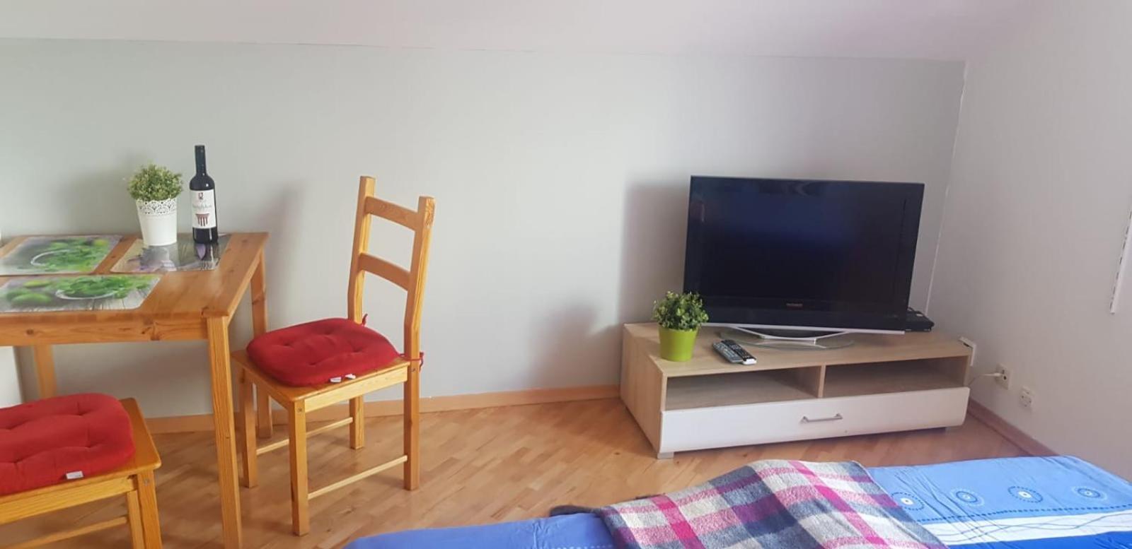 Czerwony Kamien Rubin Lejlighed Sianozety Værelse billede